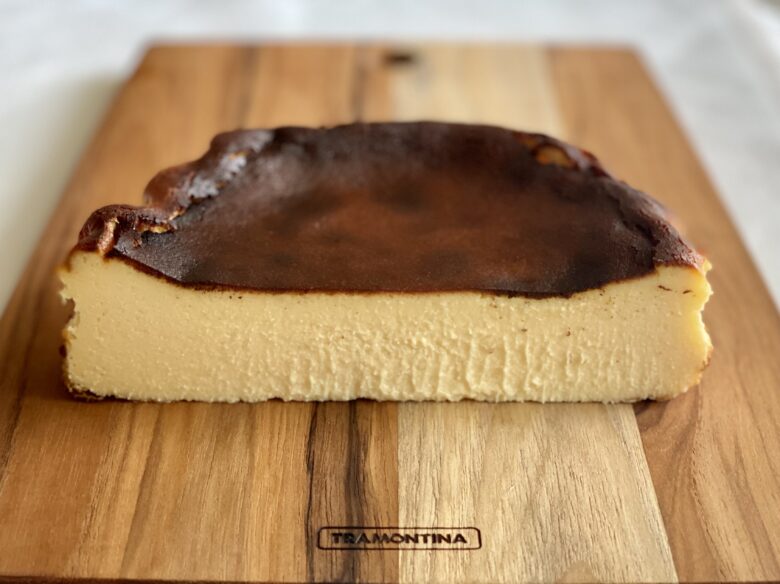 しっとり濃厚バスクチーズケーキ-16