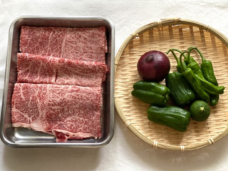 宮崎県産牛で焼肉！ピーマンとししとうの絶品グリーンサルサソース-6