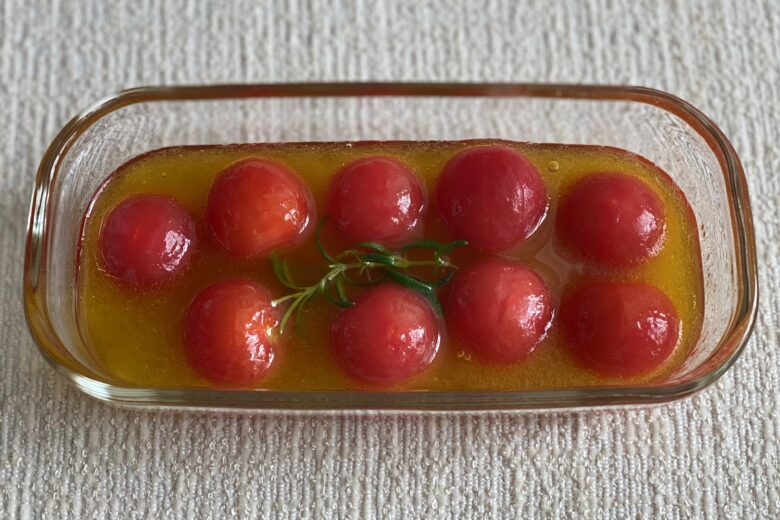 赤のフルーツサラダ | 苺とプチトマトのハニーマリネのレシピ-3